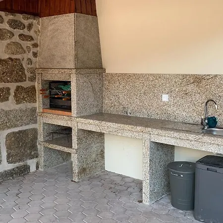 Holiday home 6 Bedroom With Pool - Casa Do Sepiao *