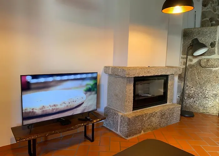 6 Bedroom With Pool - Casa Do Sepiao בית נופש *