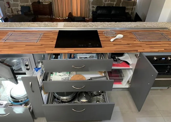בית נופש 6 Bedroom With Pool - Casa Do Sepiao *